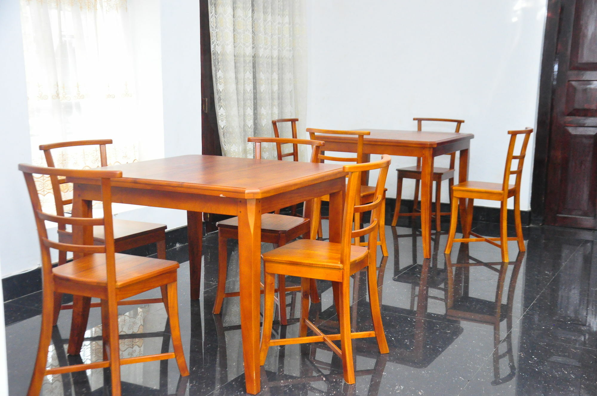 Ferienwohnung Dew Grand Regency Bataduwa Exterior foto