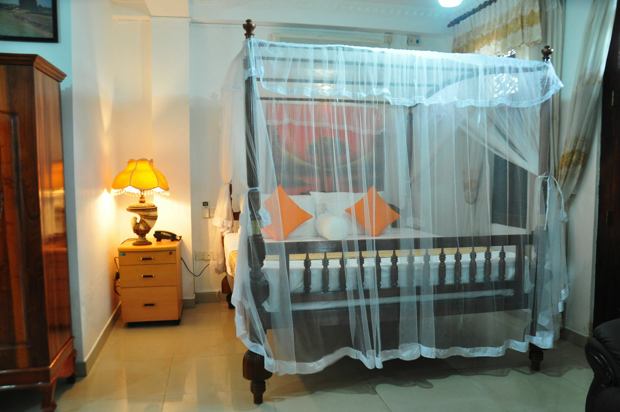 Ferienwohnung Dew Grand Regency Bataduwa Exterior foto